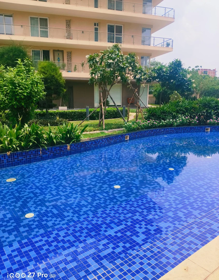 Mahindra Luminare amenities