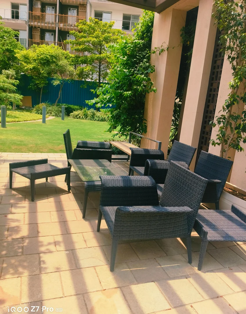 Mahindra Luminare landscape