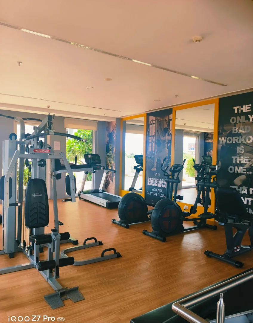 Mahindra Luminare amenities